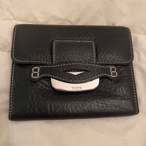 TOD’S black leather wallet